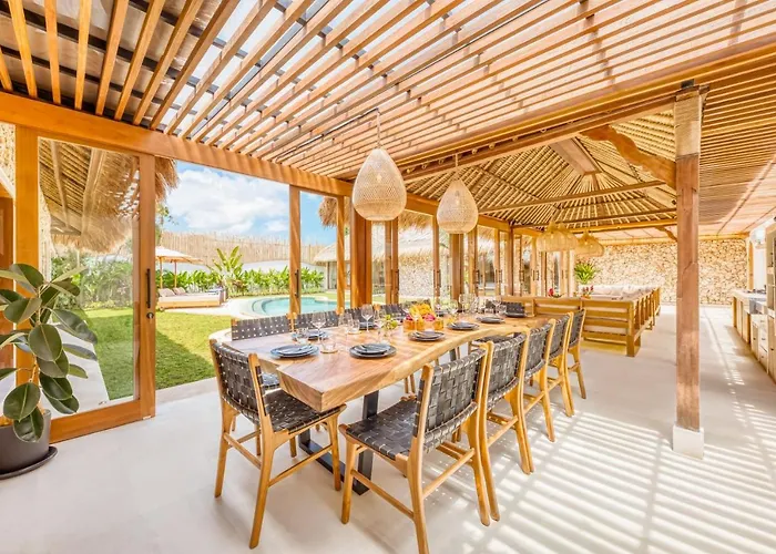 Villa Tango - New Luxurious 7bdr Prime Location