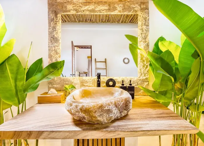 Tango - New Luxurious 7bdr Prime Location Villa Seminyak (Bali)