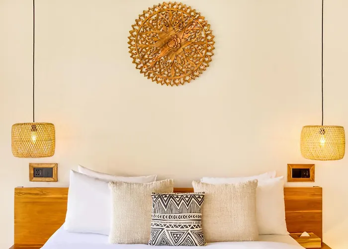 Villa Tango - New Luxurious 7bdr Prime Location Seminyak (Bali)