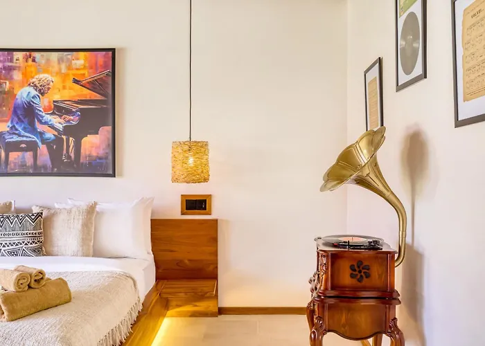 Tango - New Luxurious 7bdr Prime Location * Seminyak (Bali)
